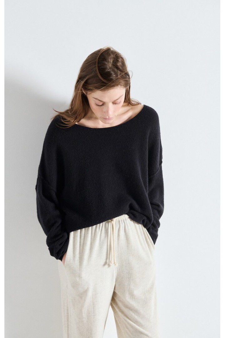 Damsville women's sweater Black