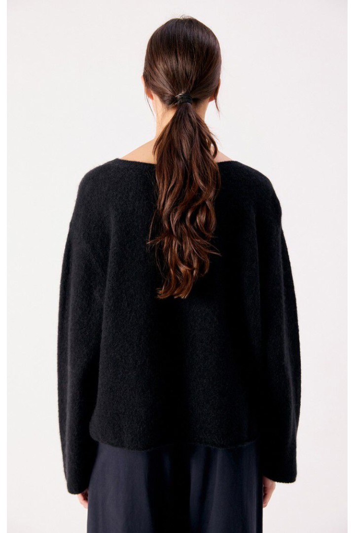 Vitow women's sweater Black