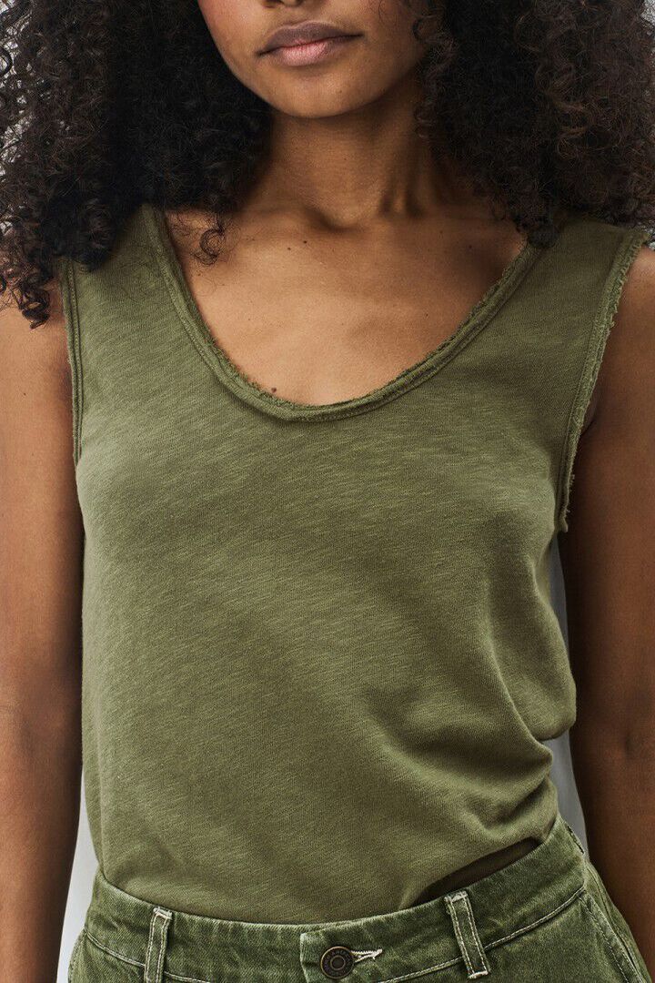 Sonoma women's tank top vintage tutrle