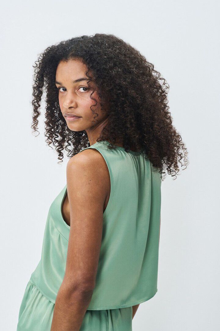 Women's top Unyl Sage