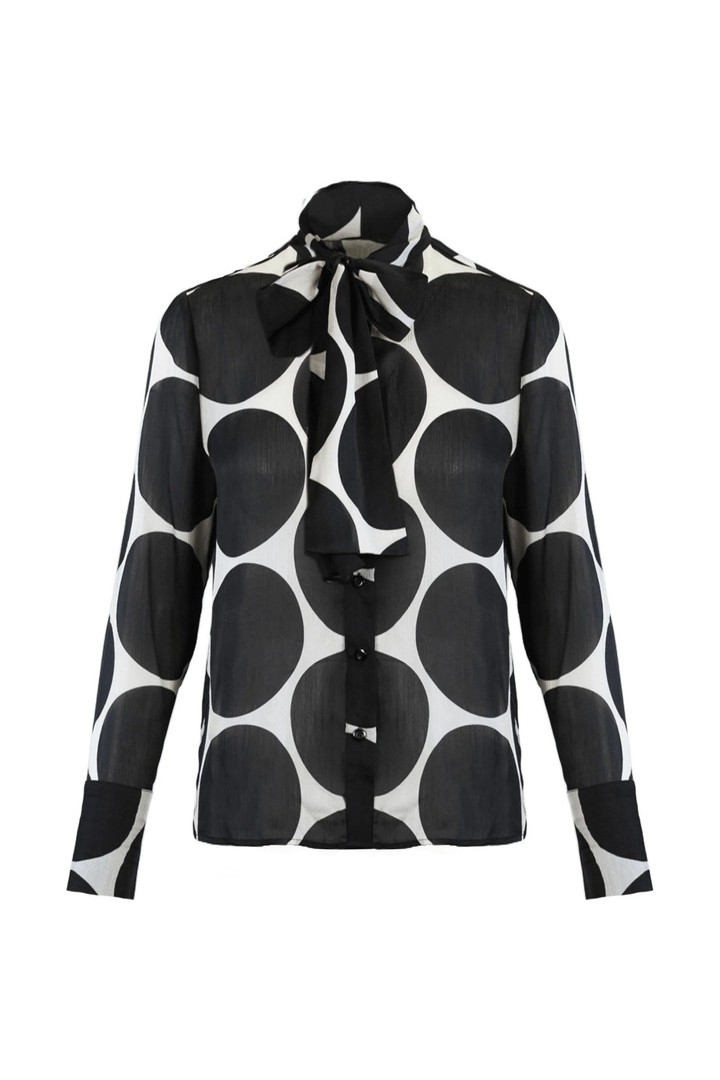 Dots p shirt Black