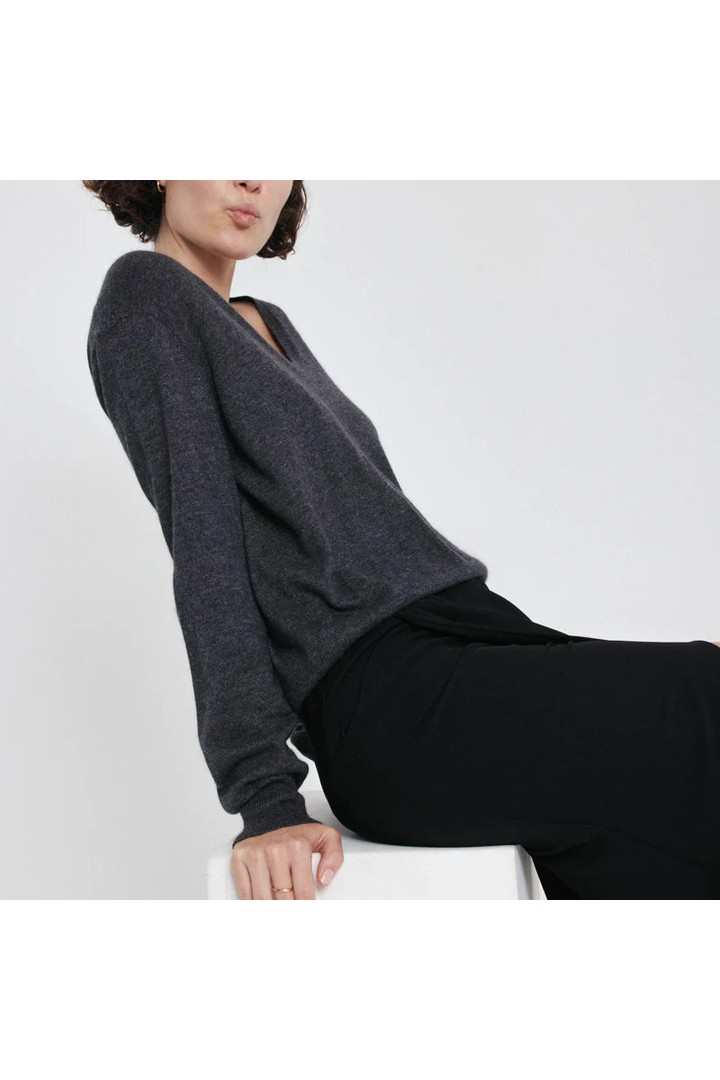 EDEN SWEATER DARK GREY