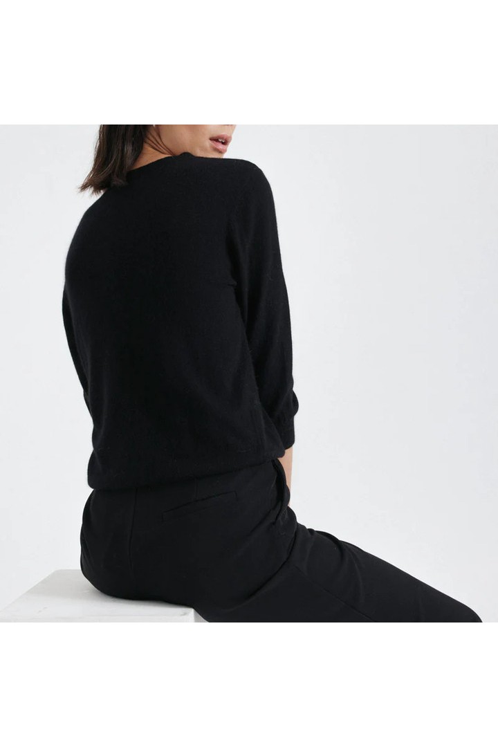 BADRA SWEATER BLACK