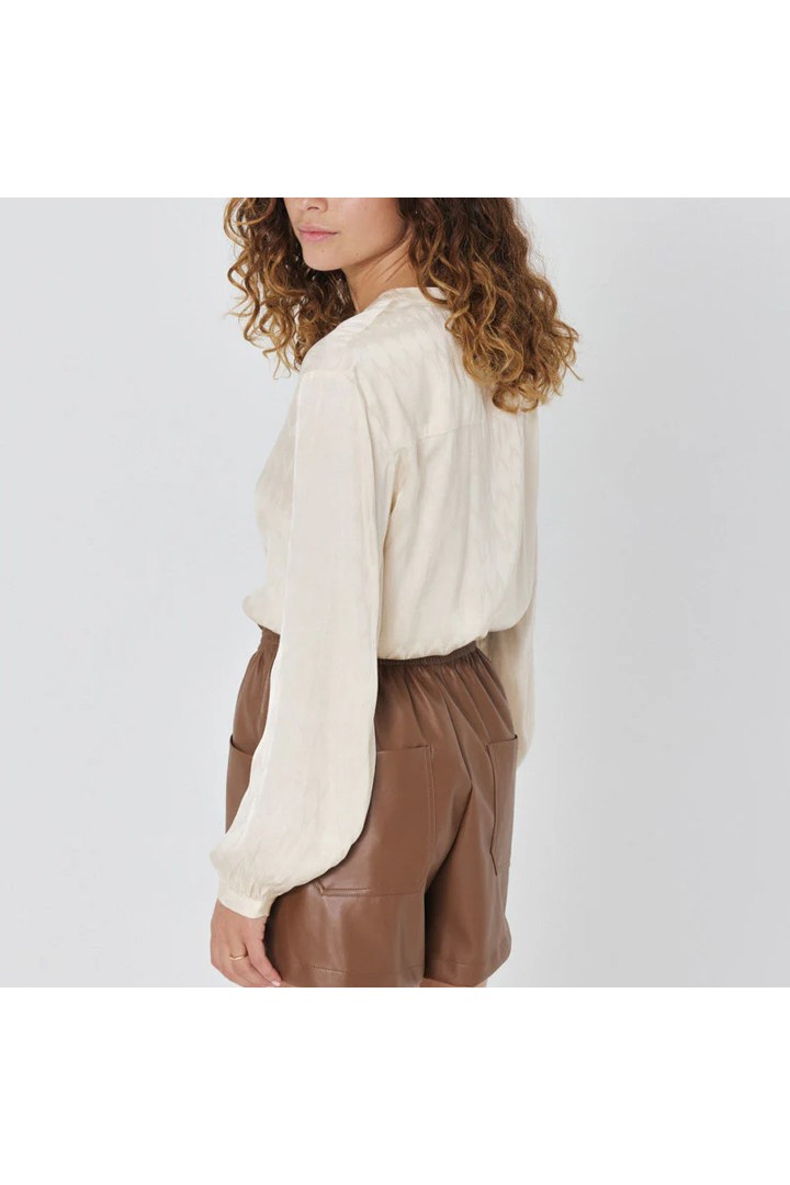 FIONNA BLOUSE BEIGE