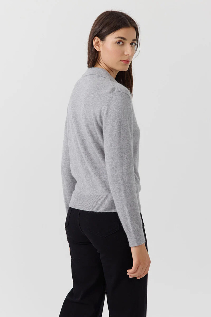APRIL SWEATER GREY