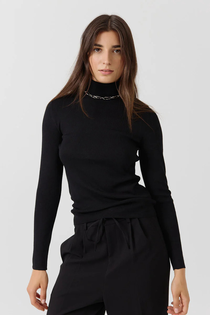 CALINE PULL BLACK