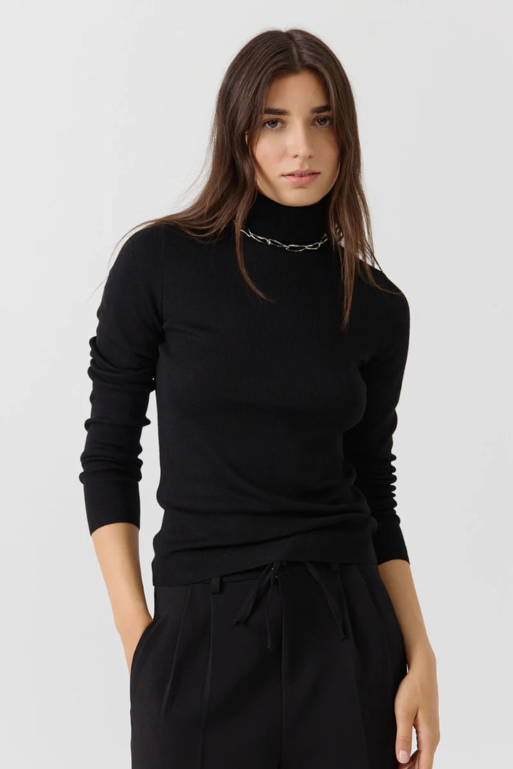 CALINE PULL BLACK