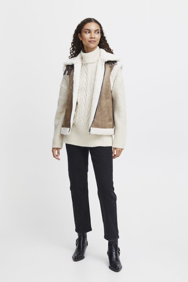 OUTERWEAR Toasted Coconut