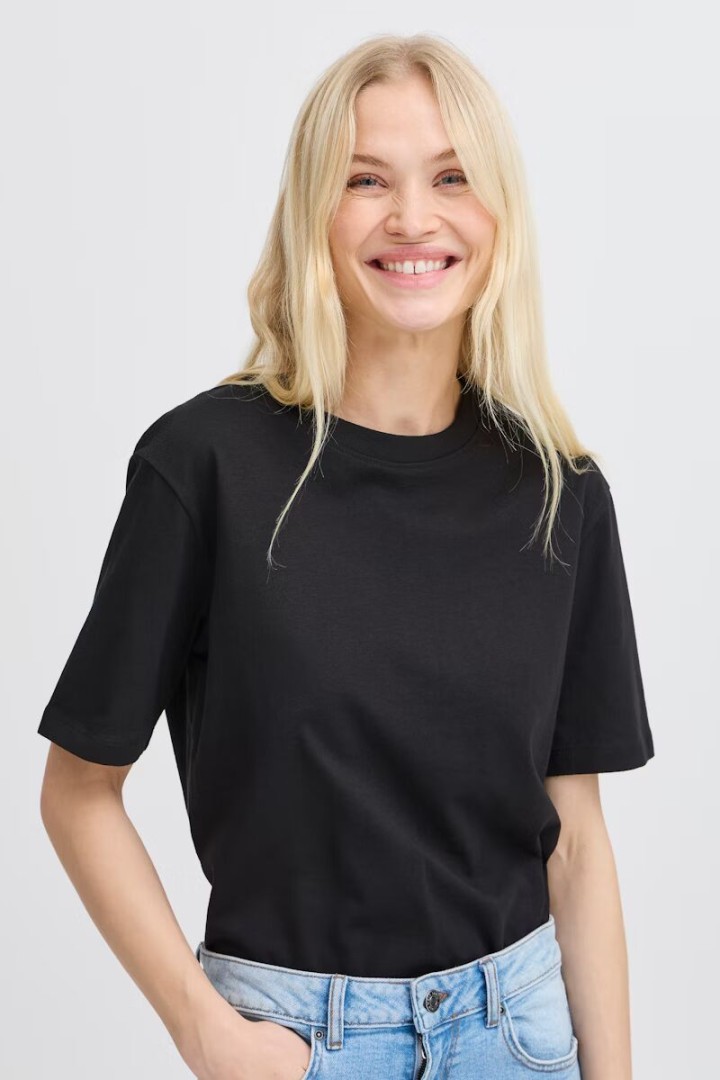 BYTROLLO T-shirt Black