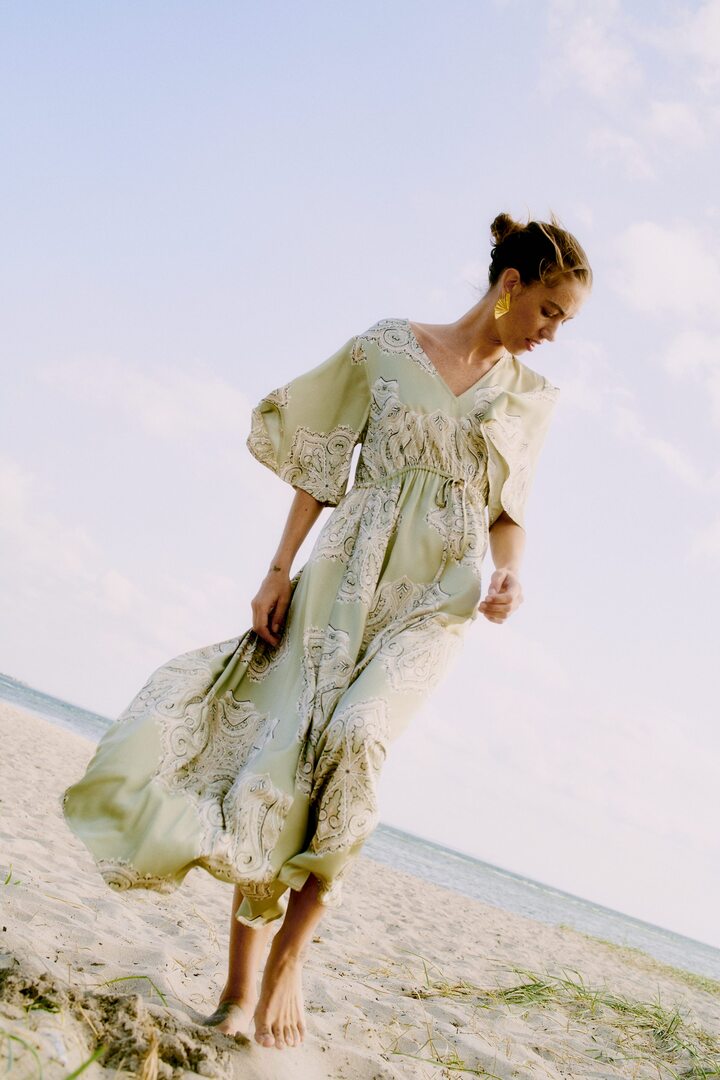 BYJANNIKE Dress Tea Paisley Mix
