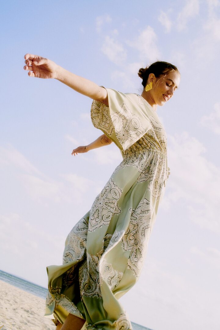 BYJANNIKE Dress Tea Paisley Mix