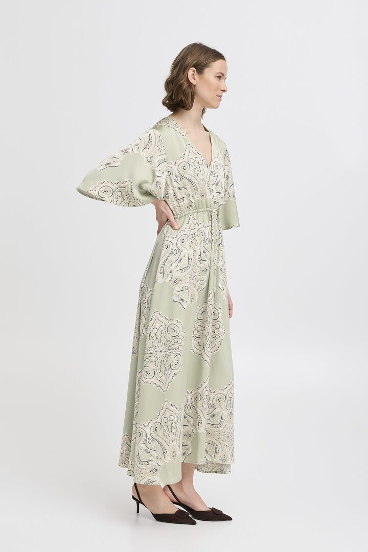 BYJANNIKE Dress Tea Paisley Mix