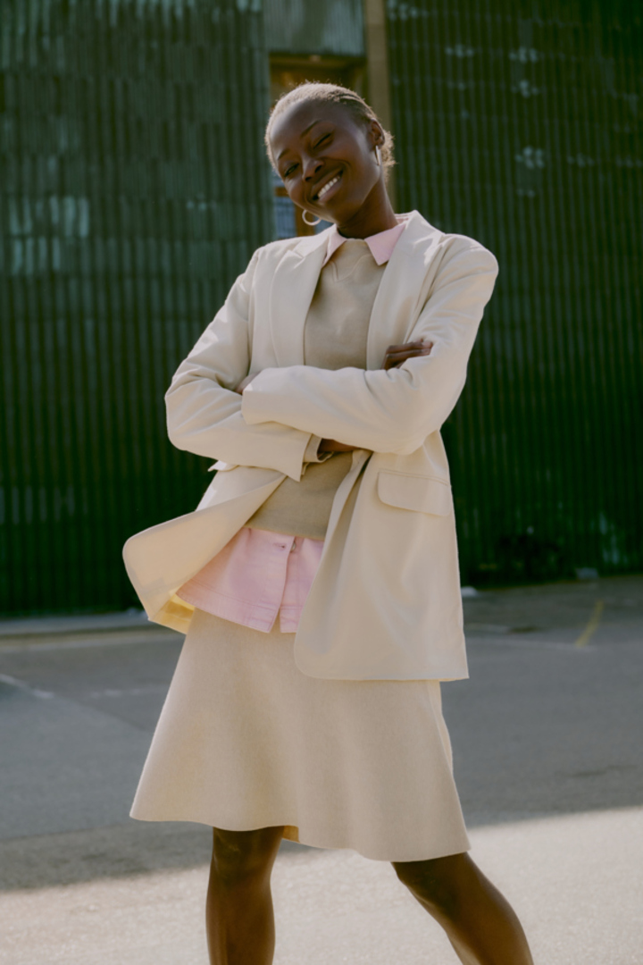 BYRASMA RAGLAN SWEATSHIRT CHINCHILLA