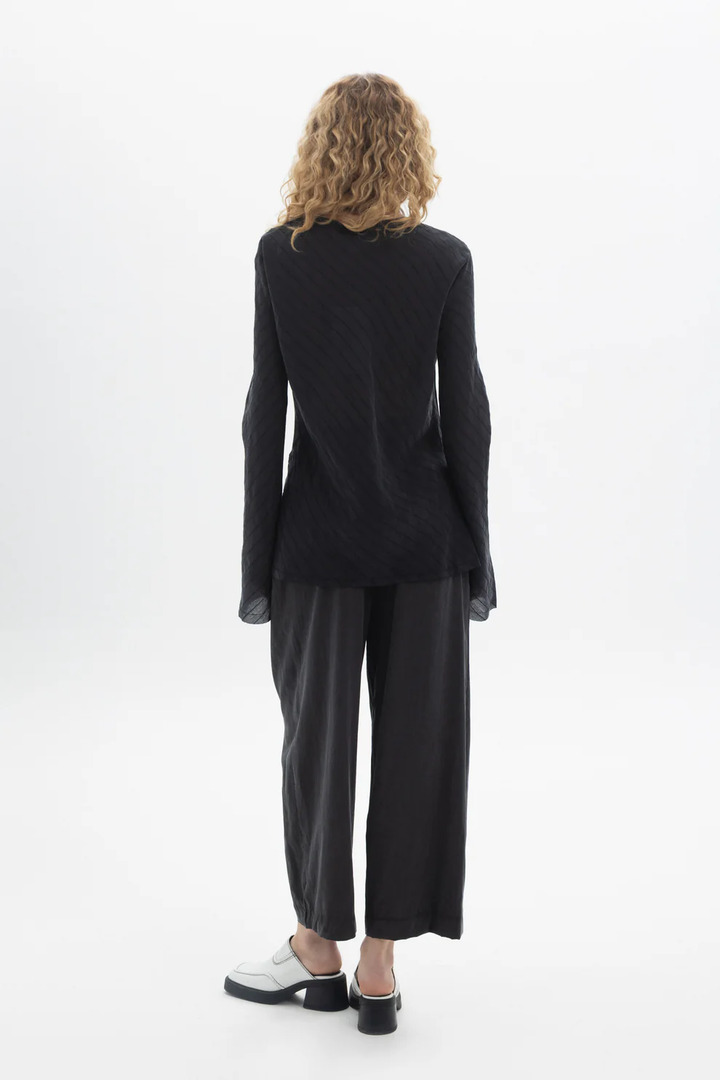 Ruffled V-Neck Blouse Black