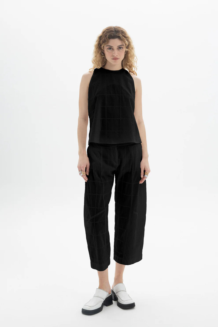 Sleeveless High-Neck Top Black