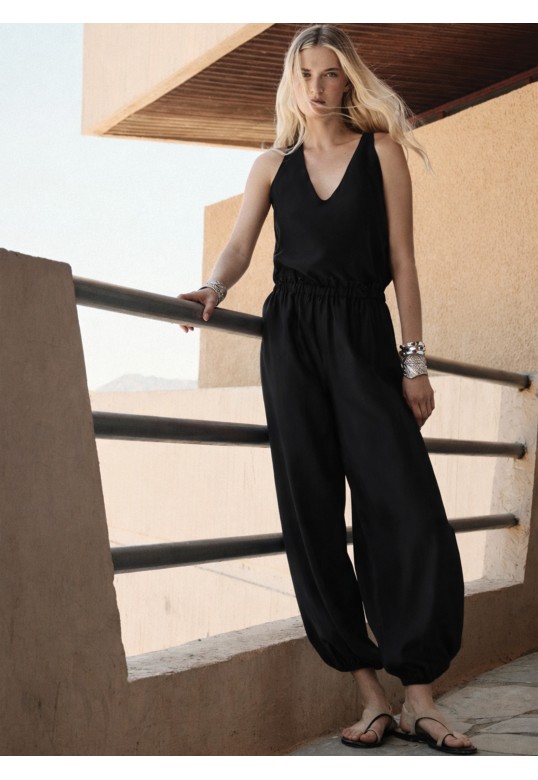 LUSTER BLOUSE BLACK