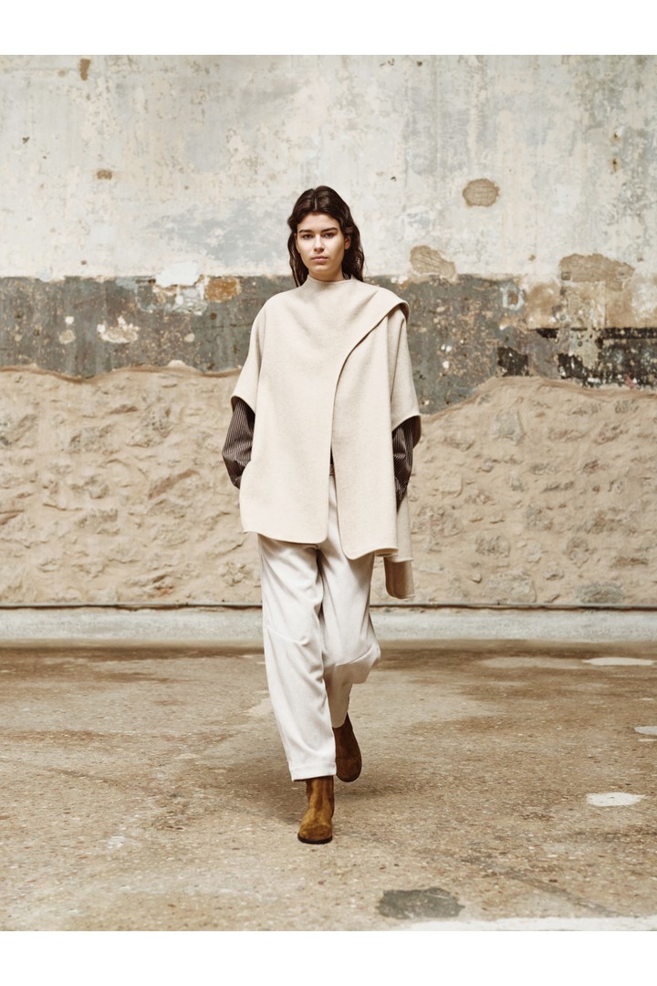 IVRAIRE corduroy pants Ecru