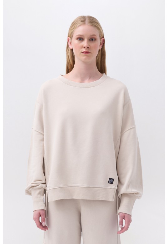 Assymetric Crewneck with Rib Details Chalk