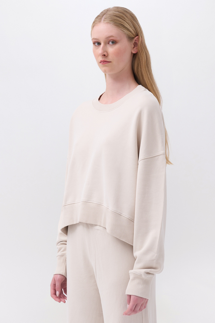 U-Neck Sweatshirt with Side Openings Chalk