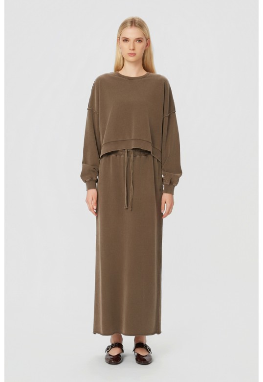 Asymmetric Crewneck with Rib Details Vintage Mocha