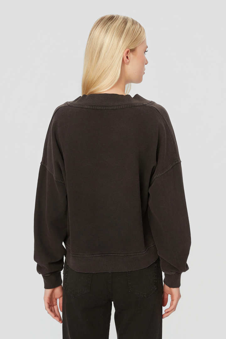 RELAXED V-NECK CREWNECK VINTAGE BLACK