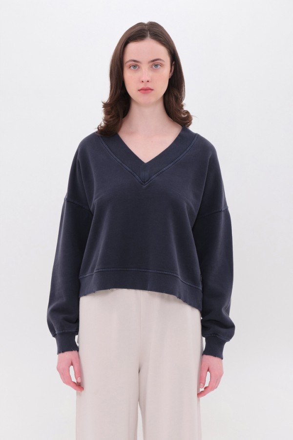 RELAXED V-NECK CREWNECK VINTAGE BLUE