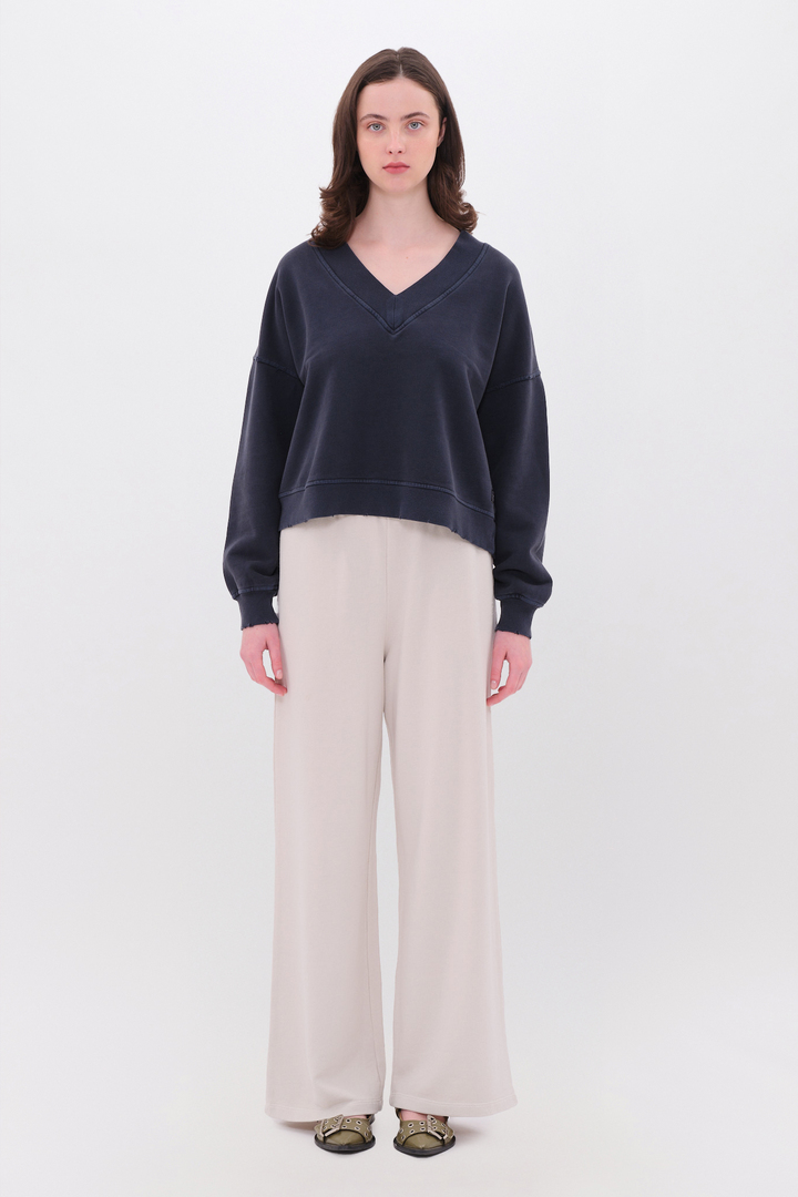 RELAXED V-NECK CREWNECK VINTAGE BLUE