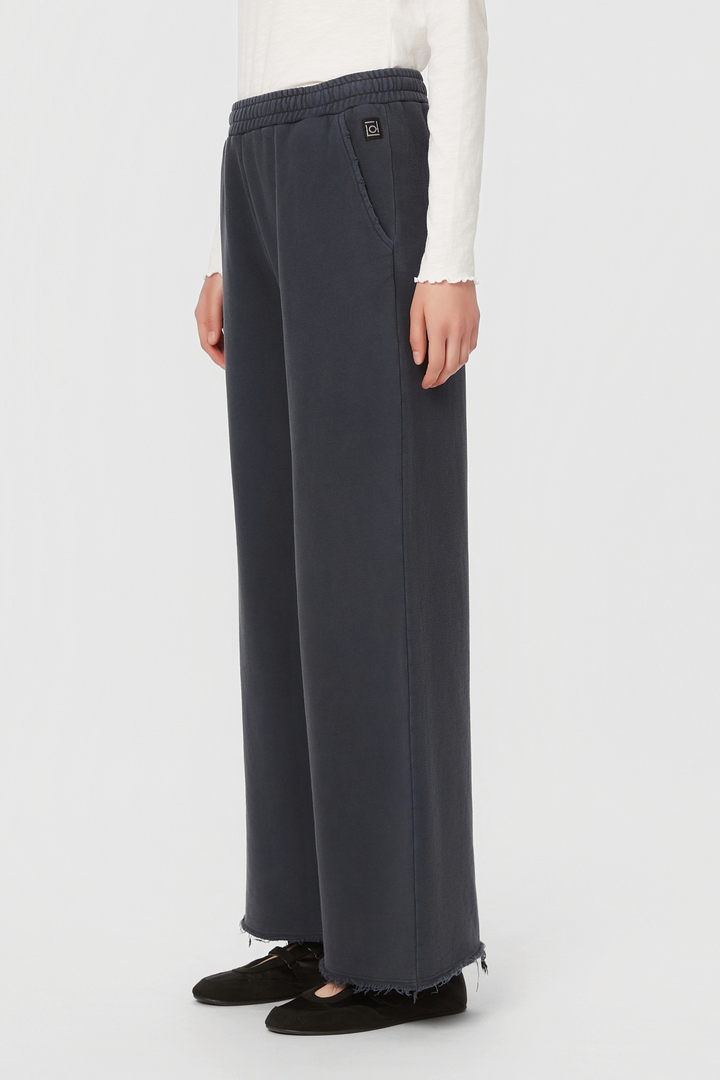 Wide-Leg Sweatpants with Raw Edges Vintage Blue