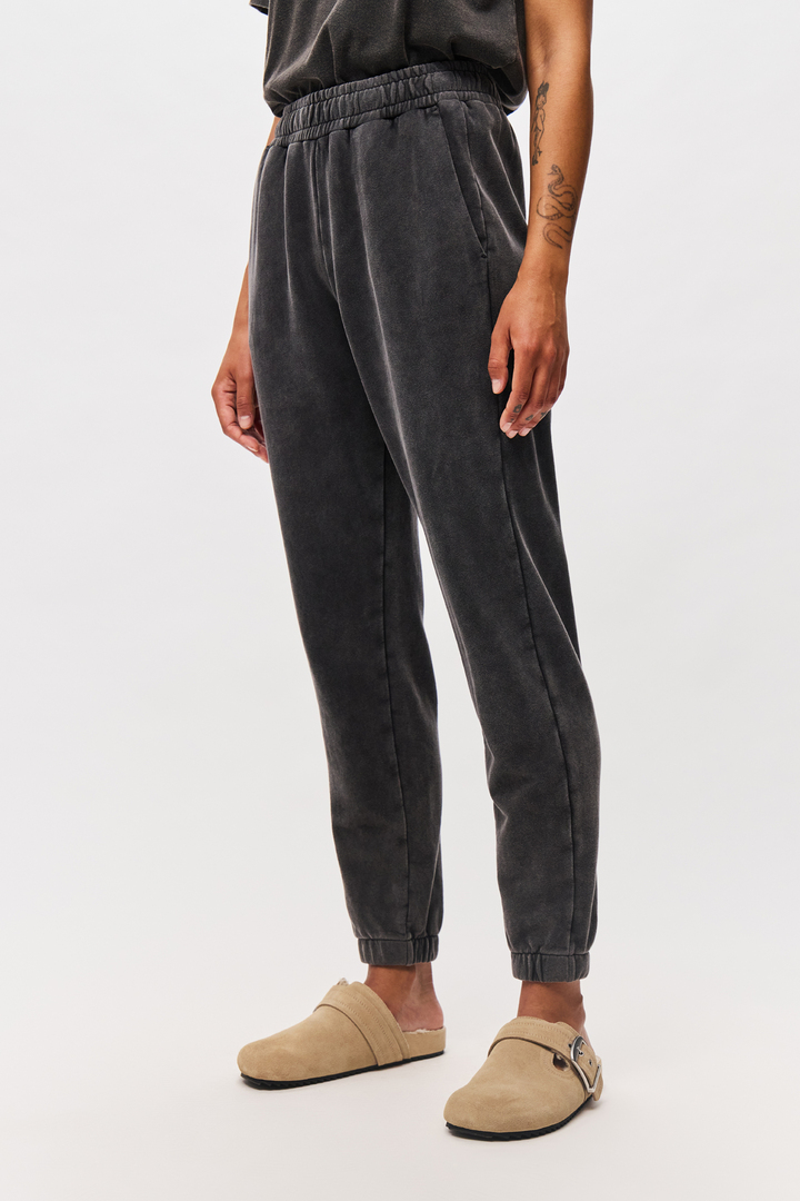 Sweatpants In Regular Fit with Side Pockets Vintage Black