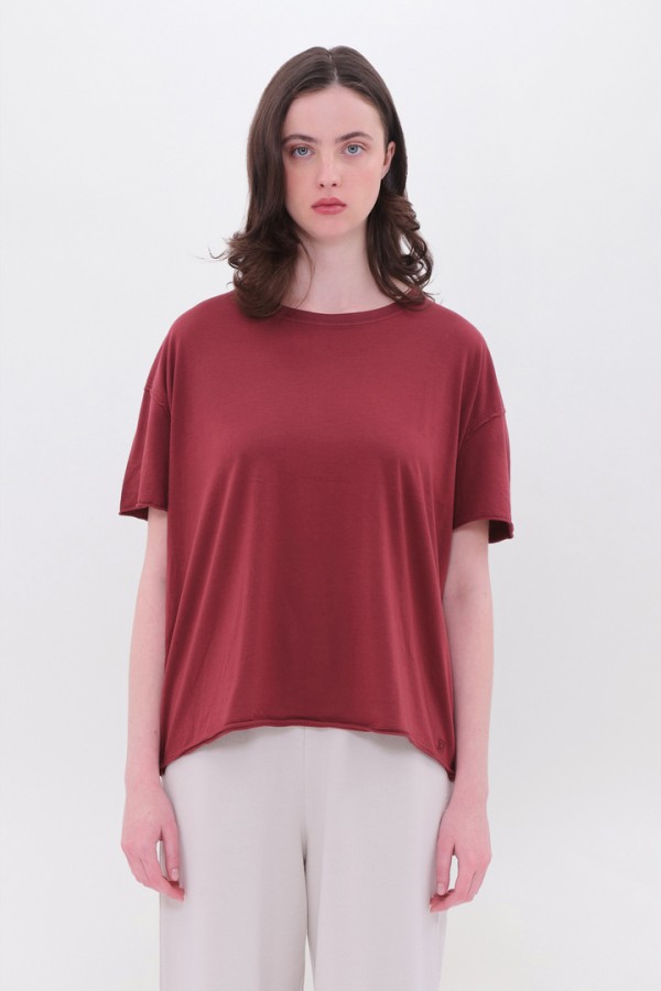 Oversized T-Shirt with Raw Cut Edges Cherry