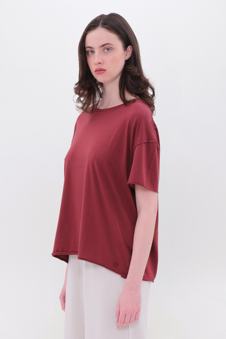 Oversized T-Shirt with Raw Cut Edges Cherry