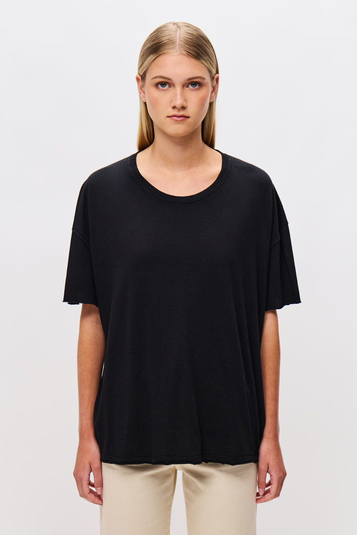 Oversized T-Shirt with Raw Cut Edges Black
