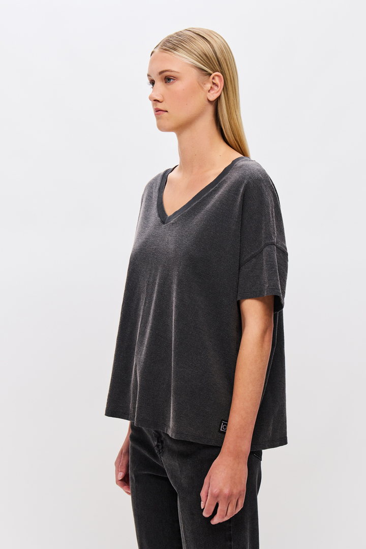 Oversized T-Shirt With V Neckline Vintage BLACK