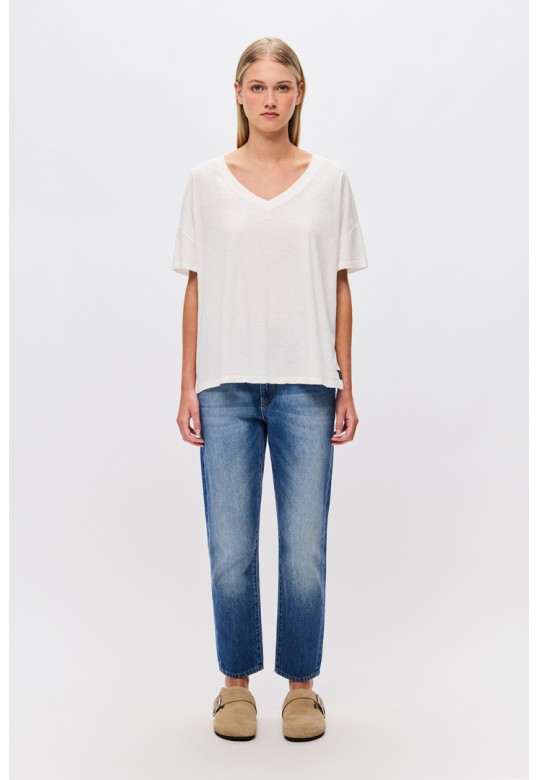 Oversized T-Shirt With V Neckline White