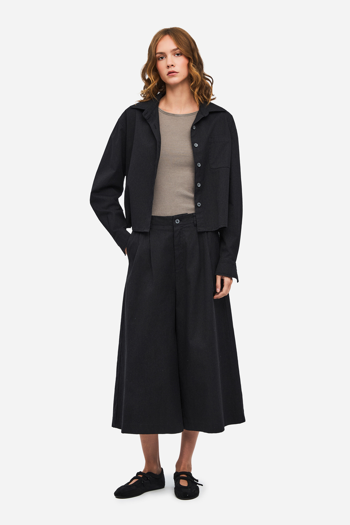 Pleated Long Bermuda Black