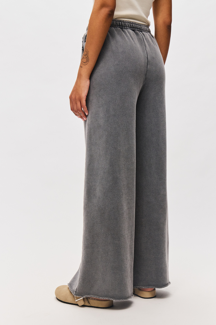 Wide-Leg Sweatpants with Raw Edges Vintage Grey