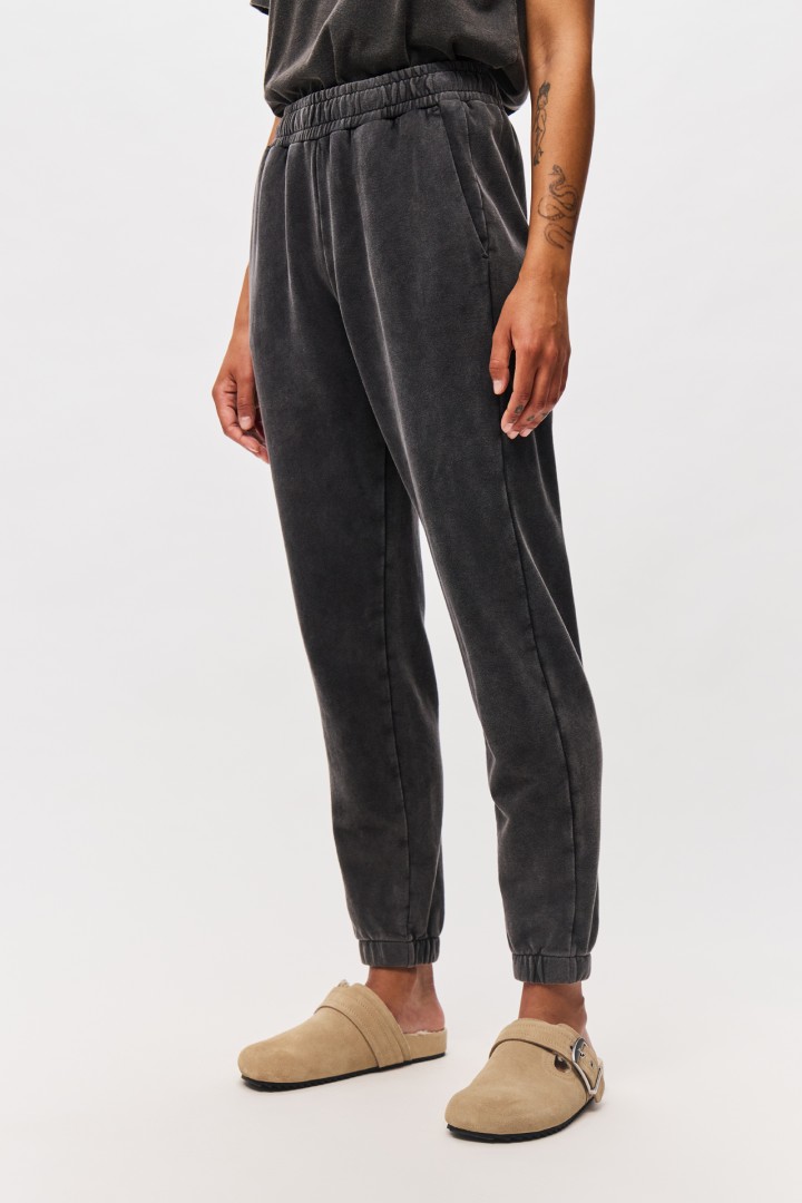 Sweatpants In Regular Fit with Side Pockets Vintage Black