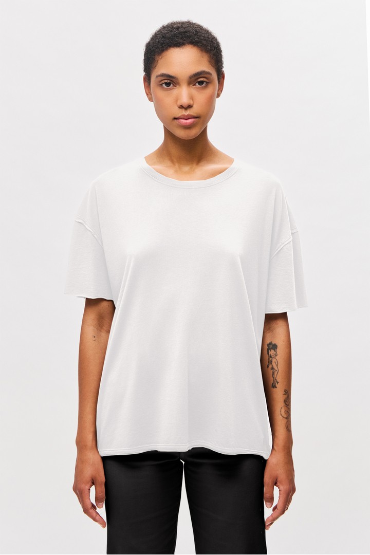 Oversized T-Shirt with Raw Cut Edges White