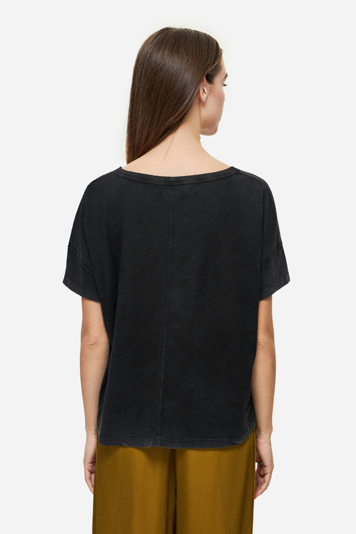 Oversized T-Shirt With V Neckline BLACK