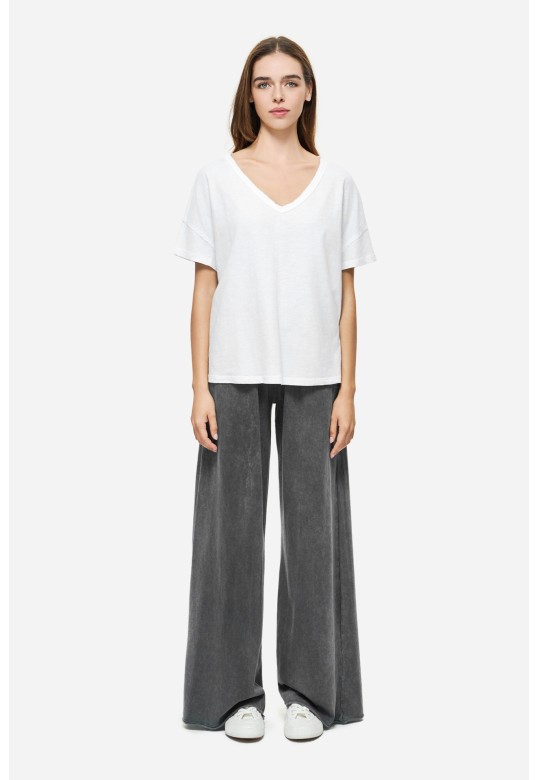 Oversized T-Shirt With V Neckline White