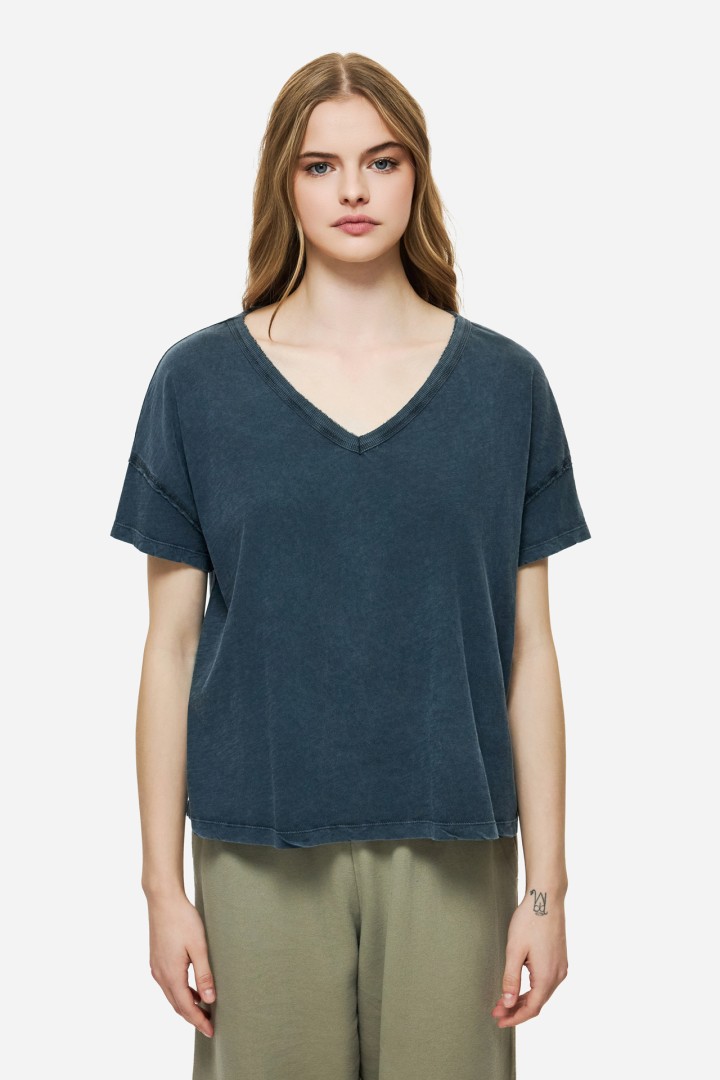 Oversized T-Shirt With V Neckline Vintage Blue