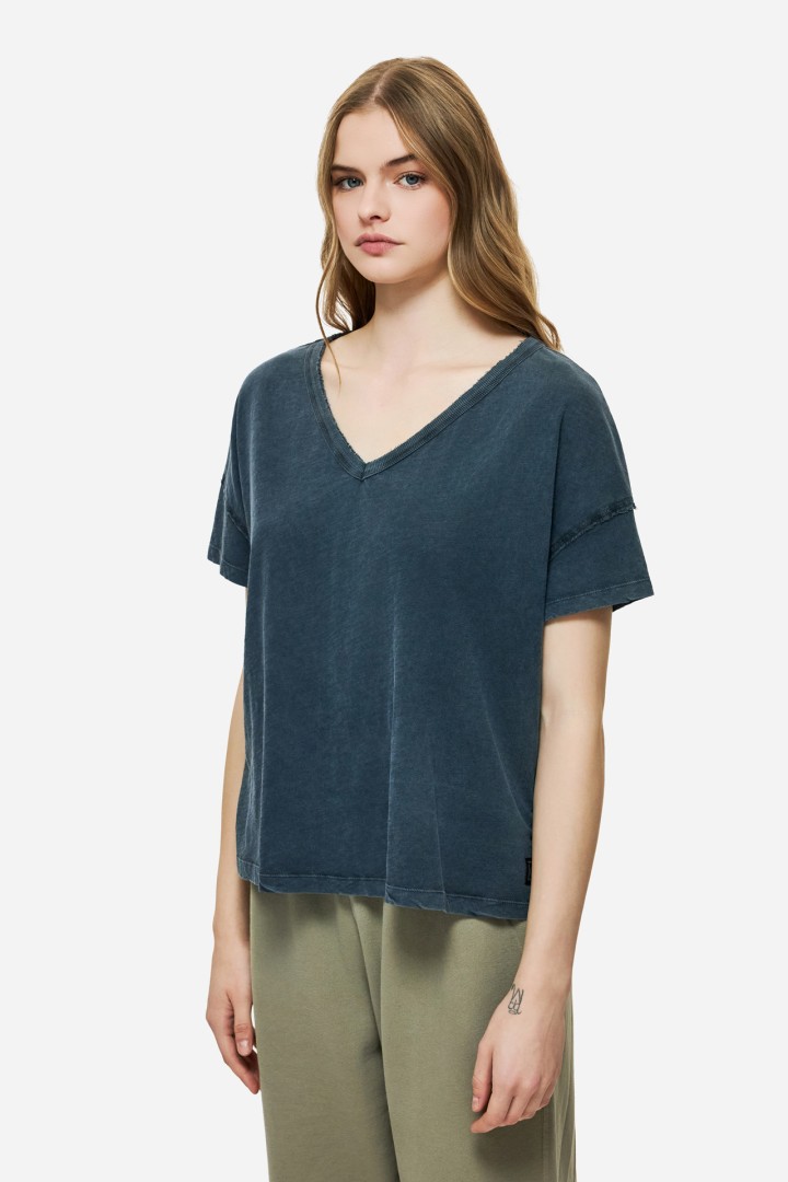 Oversized T-Shirt With V Neckline Vintage Blue