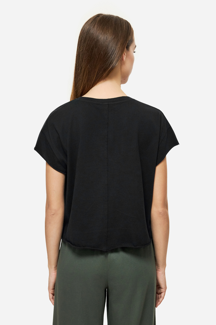 RAW EDGES T-SHIRT BLACK