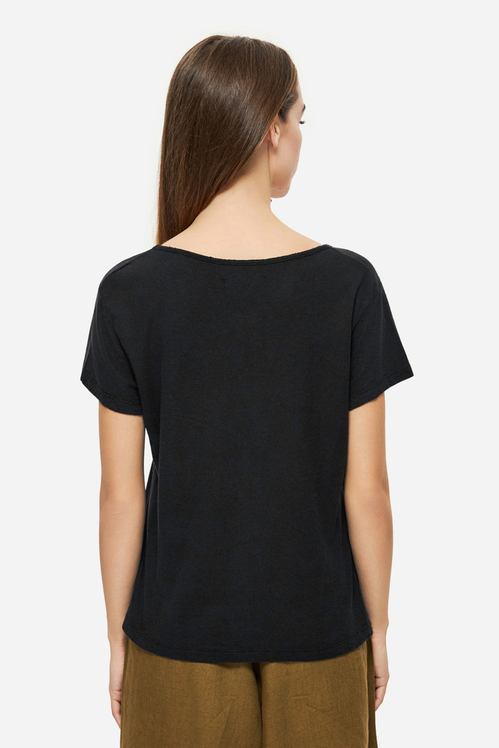 V-NECK LINEN BLEND T-SHIRT BLACK