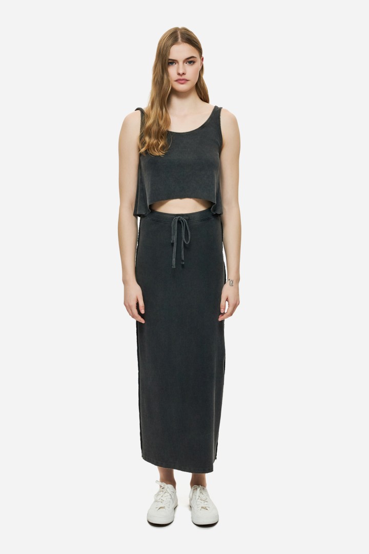 CROPPED TANK TOP WITH RAW EDGES VINTAGE BLACK