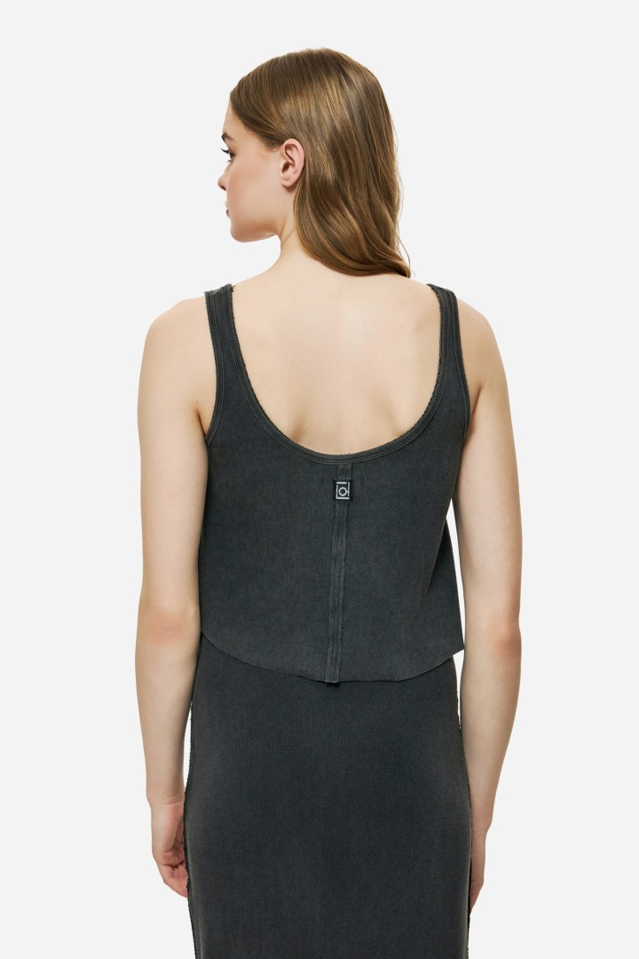 CROPPED TANK TOP WITH RAW EDGES VINTAGE BLACK