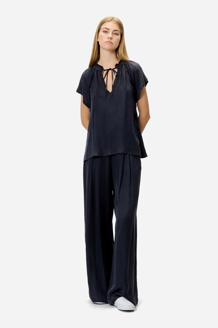 RELAXED RAGLAN TOP VINTAGE BLUE