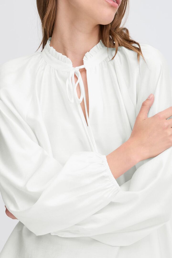 IHKARLANI Blouse Cloud Dancer