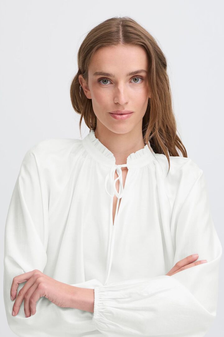 IHKARLANI Blouse Cloud Dancer