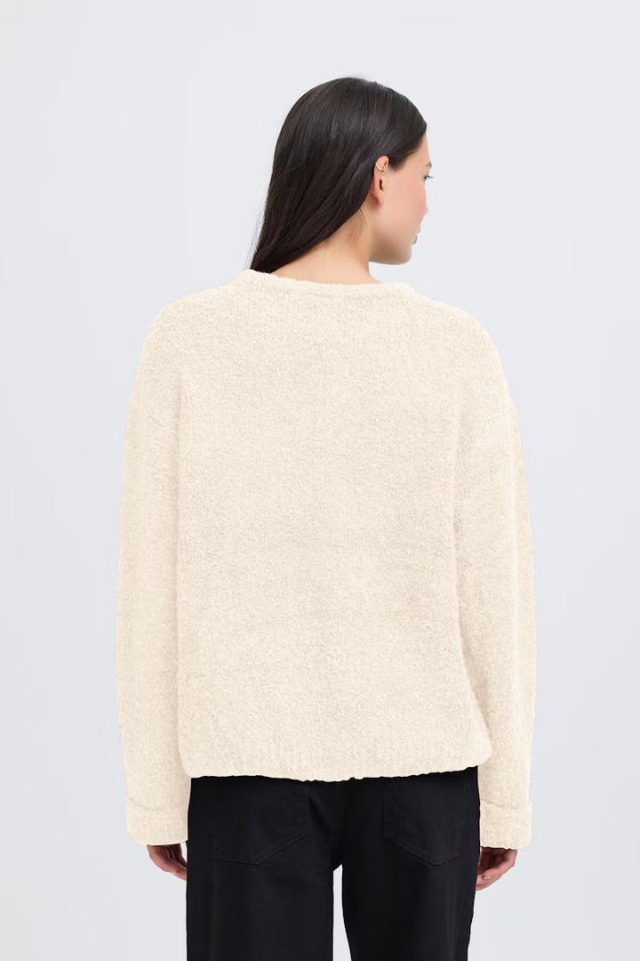 IHBLARISA Pullover Almond Milk